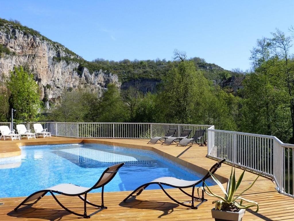 Restaurant Des Grottes Du Pech Merle Cabrerets